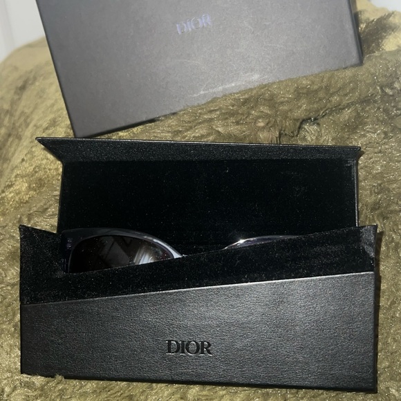 DIOR SUNGLASSES - Picture 5 of 9